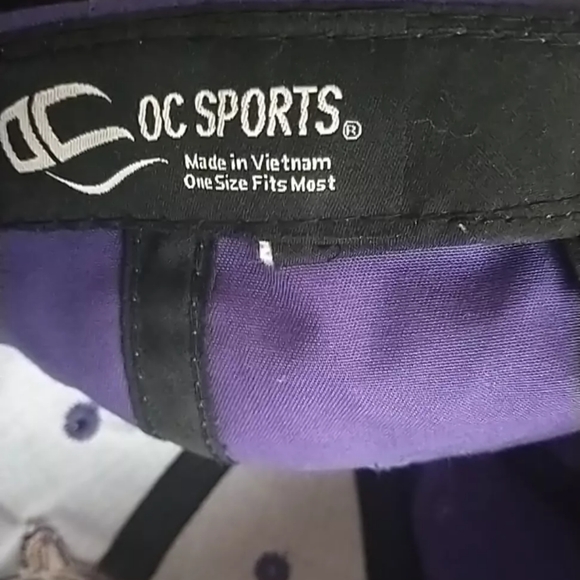 LSU Tigers NCAA Pillow case (1) Purple Gold Eye Of The Tiger and LSU Tigers Cap - Picture 6 of 14